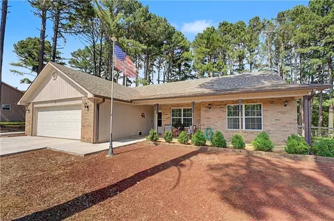 7 Fairlie Ln, Bella Vista, AR 72715