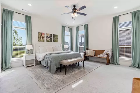Bedroom - 450 Fox Trl, Springdale, AR 72762 photo 1 of 6