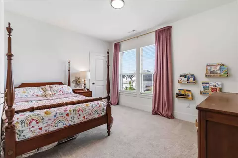 Bedroom - 450 Fox Trl, Springdale, AR 72762 photo 3 of 6