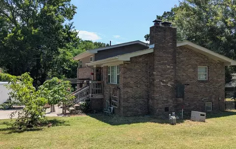 305 Quarry Rd, Russellville, AR 72802