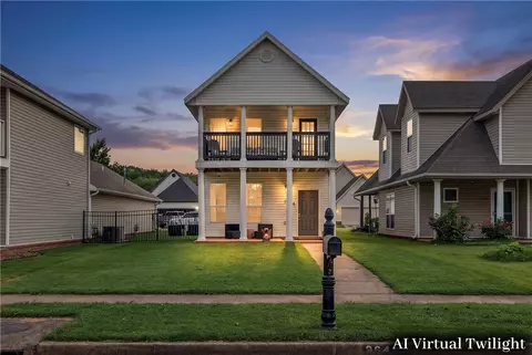 3648 S Tower Cir, Fayetteville, AR 72704