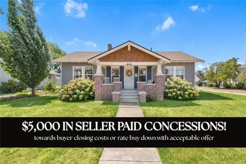 424 W Cedar St, Rogers, AR 72756