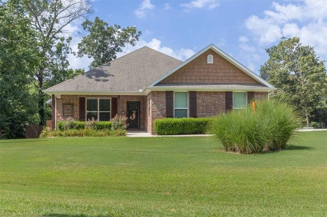 1 Embleton Dr, Bella Vista, AR 72714
