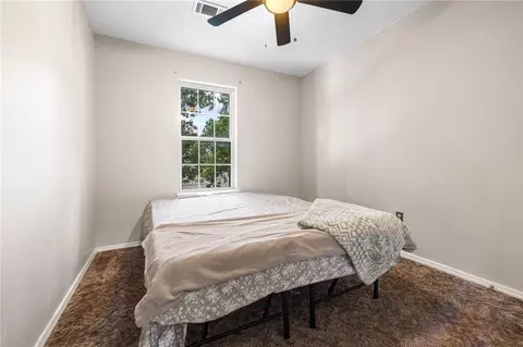 Bedroom - 3611 Shields Dr, Harrison, AR 72601 photo 2 of 4
