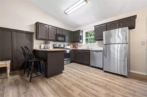 Kitchen - 3611 Shields Dr, Harrison, AR 72601 photo 1 of 2
