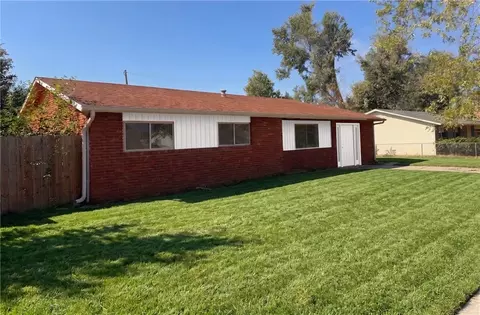 1404 Beech Dr, Rogers, AR 72756