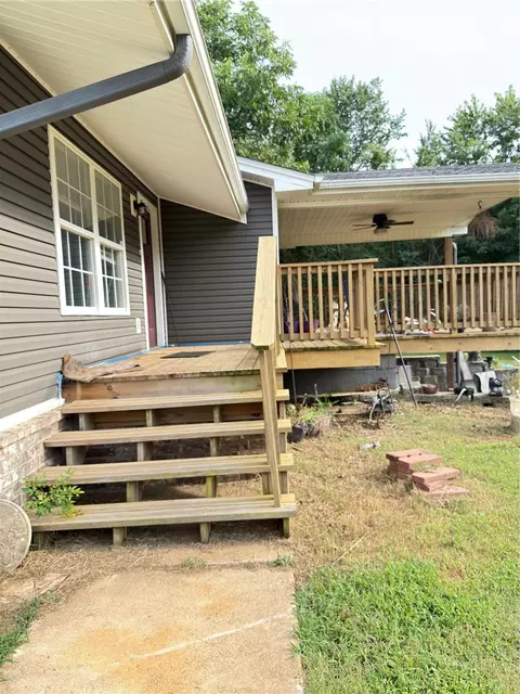 9 Wheeler Ln, Pottsville, AR 72858