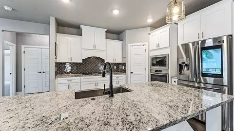 1010 Silver Maple St, Centerton, AR 72719 photo 31
