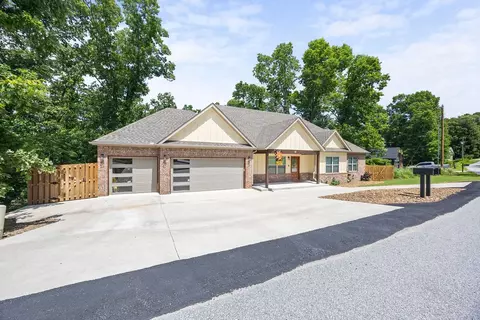 50 Melanie Dr, Bella Vista, AR 72714