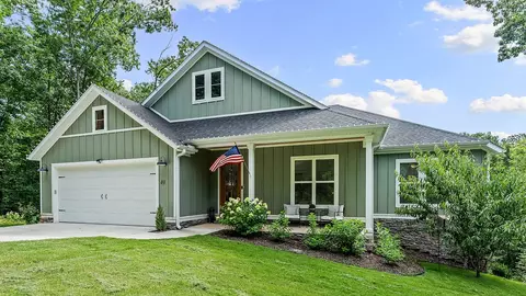 49 Argyll Dr, Bella Vista, AR 72715