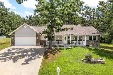6105 Oak Leaf Dr, Harrison, AR 72601