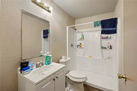 Bath - 820 822 Pine St, Conway, AR 72032 photo 1 of 2
