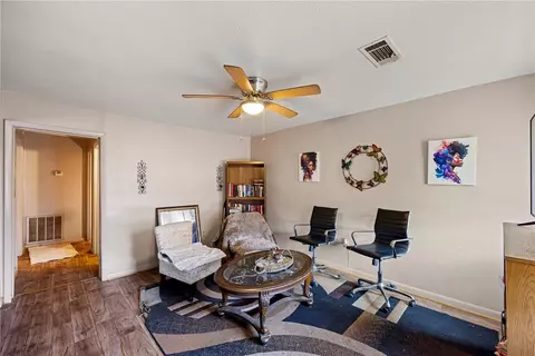 Living - 820 822 Pine St, Conway, AR 72032 photo 3 of 4