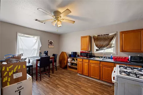 Kitchen - 820 822 Pine St, Conway, AR 72032 photo 2 of 2