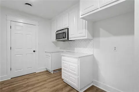 Entry Way - 301 Wright Ave, Springdale, AR 72764 photo 1 of 1