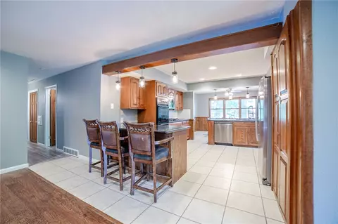 Entry Way - 809 Summit Loop, Rogers, AR 72756 photo 1 of 5