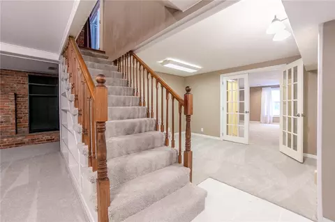 Entry Way - 809 Summit Loop, Rogers, AR 72756 photo 3 of 5