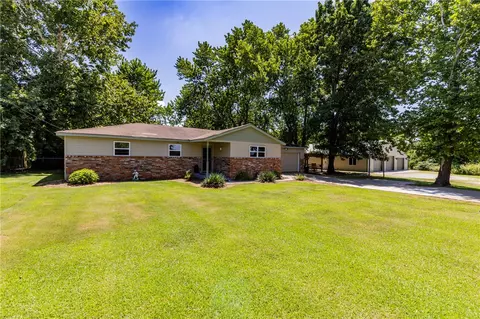 1200 Morsani Dr, Rogers, AR 72756