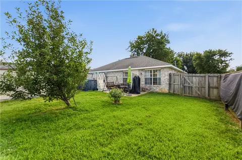Exterior - 604 Bliss Cir, Centerton, AR 72719 photo 2 of 5