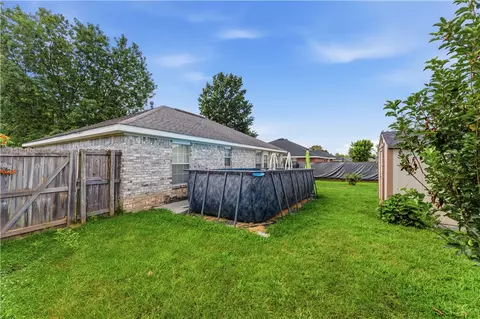 Exterior - 604 Bliss Cir, Centerton, AR 72719 photo 3 of 5