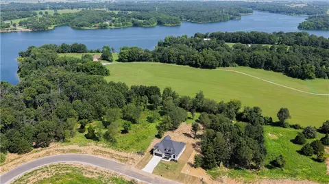 13025 Wallys Way, Siloam Springs, AR 72761