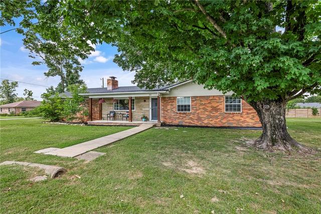 701 NW Ford Ln, Bentonville, AR 72712