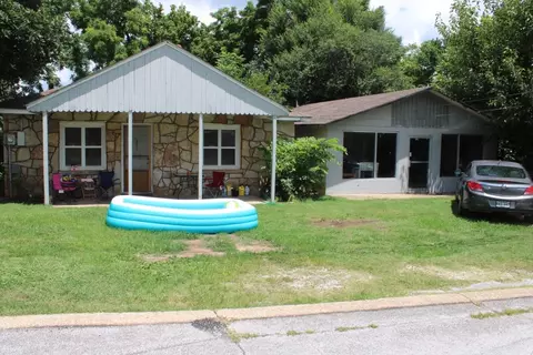 901 E 903 E Prospect St, Harrison, AR 72601 photo 1