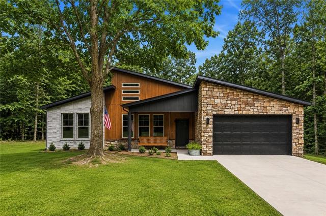 11 Peebles Cir, Bella Vista, AR 72715