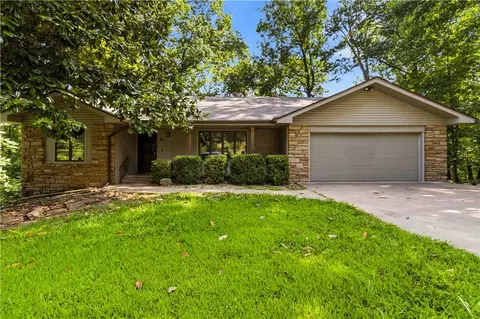 12 Basore Ln, Bella Vista, AR 72715