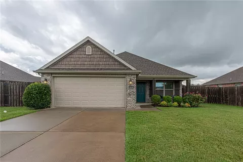 4430 W Anthem Dr, Fayetteville, AR 72704
