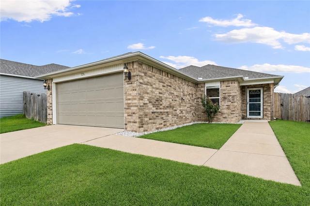 1156 S Ivory Bill Ln, Fayetteville, AR 72701