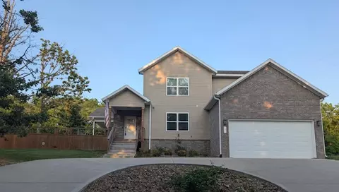7 Cheshnut Dr, Bella Vista, AR 72714