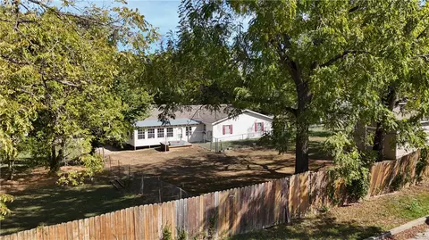 Exterior - 1002 N Robinson, Harrison, AR 72601 photo 6 of 12