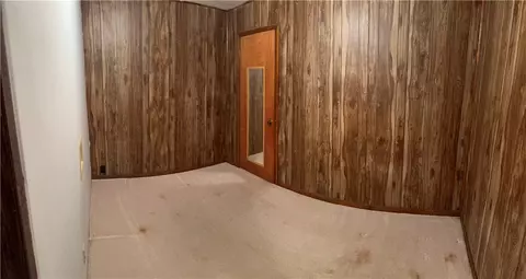 Bedroom - 1002 N Robinson, Harrison, AR 72601 photo 4 of 10