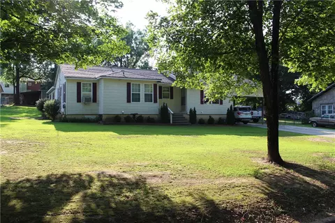1002 N Robinson, Harrison, AR 72601