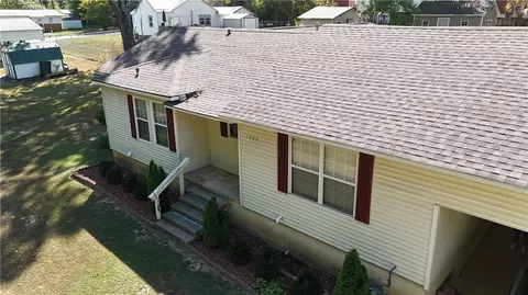 Exterior - 1002 N Robinson, Harrison, AR 72601 photo 7 of 12