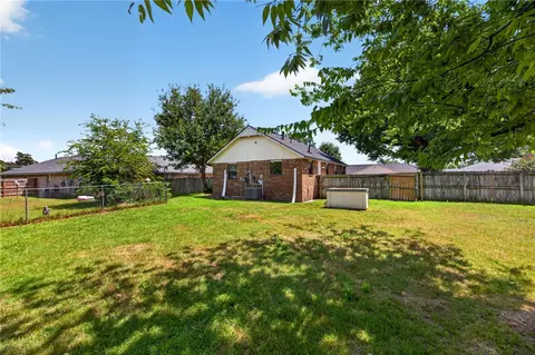 Exterior - 3164 Adrian Ave, Springdale, AR 72764 photo 4 of 6