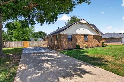 Exterior - 3164 Adrian Ave, Springdale, AR 72764 photo 1 of 6