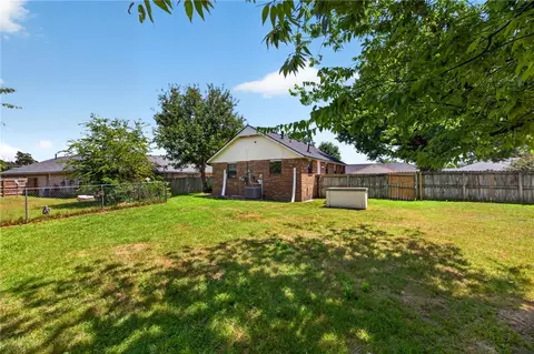 Exterior - 3164 Adrian Ave, Springdale, AR 72764 photo 4 of 6