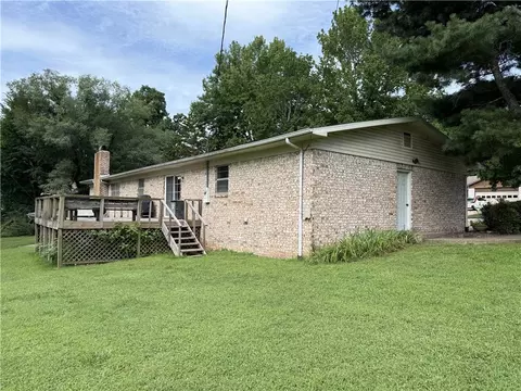Exterior - 607 Skyline Dr, Harrison, AR 72601 photo 3 of 4
