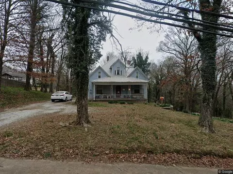 415 Spring St, Fayetteville, AR 72701