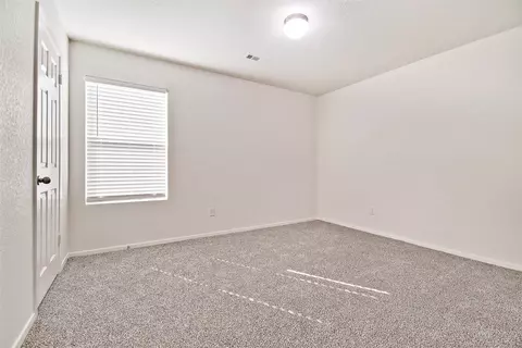 Bedroom - 7850 Bridgegate Ave, Springdale, AR 72762 photo 3 of 3