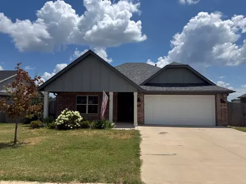 956 Sugar Pine St, Springdale, AR 72762