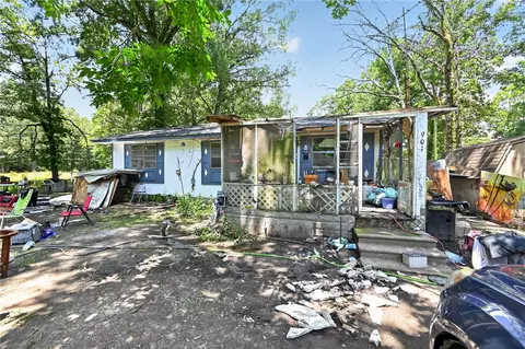 901 Mockingbird Ln, Star City, AR 71667