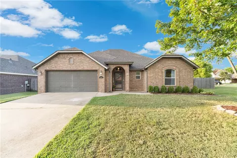 3502 S Stoney Point Rd, Rogers, AR 72758