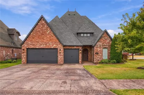 3405 SW Cabernet Ave, Bentonville, AR 72712