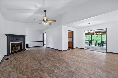 Living - 8517 Spruce Dr, Rogers, AR 72756 photo 4 of 4