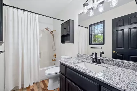 Bath - 8517 Spruce Dr, Rogers, AR 72756 photo 1 of 2