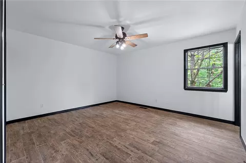 Bedroom - 8517 Spruce Dr, Rogers, AR 72756 photo 2 of 2