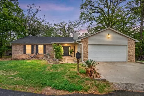 Exterior - 8517 Spruce Dr, Rogers, AR 72756 photo 2 of 8